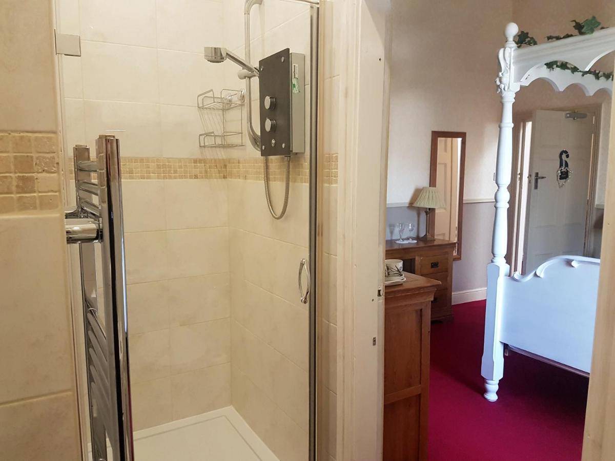 Victoria House Room Only Accommodation كارنارفون المظهر الخارجي الصورة